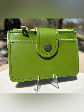 Sabrina Wallet Portland Leather Apple Green NWOT